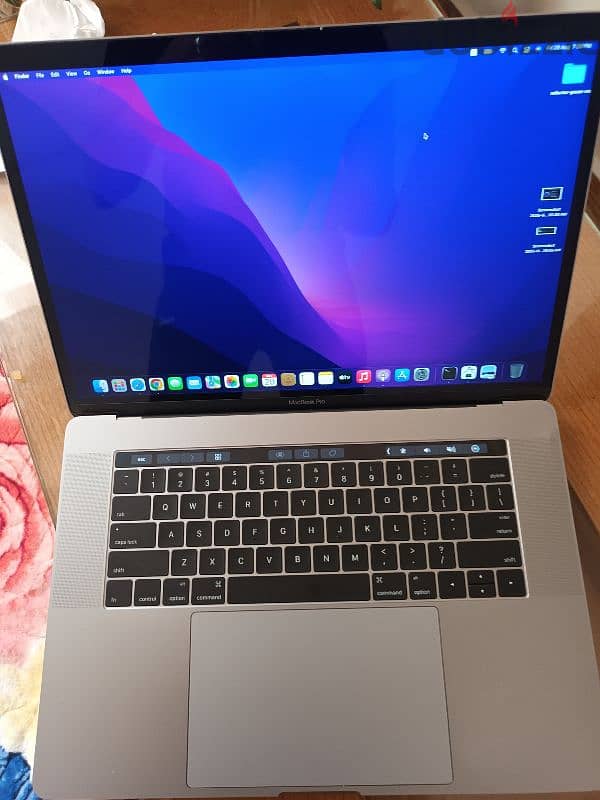 MacBook Pro 15-inch 2016 3