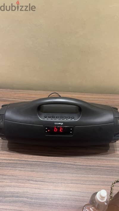 للبيع سماعة محمولة GIGAMAX GM-111 أصلية