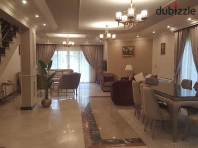 Villa for rent 278m + 60m garden directly overlooking the Majestic Lake and the swimming pool with a planted garden, 3 bedrooms, fully finished, prime