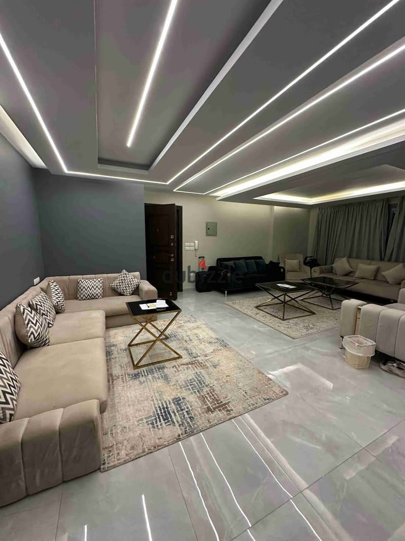 3 Bedrooms 160 sq.M Apartment for rent 4,000 EGP in الدقى، الجيزة