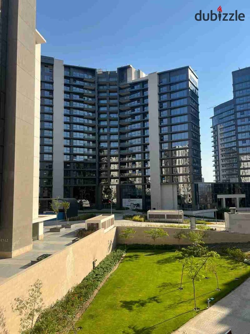 4 Bedrooms 211 sq.M Apartment for rent 38,000 EGP in Zed Towers, Sheikh Zayed
