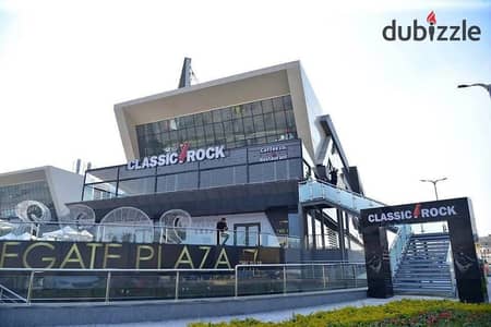 محل مميز بمول the gate plaza استلام فوري بالشيخ زايد