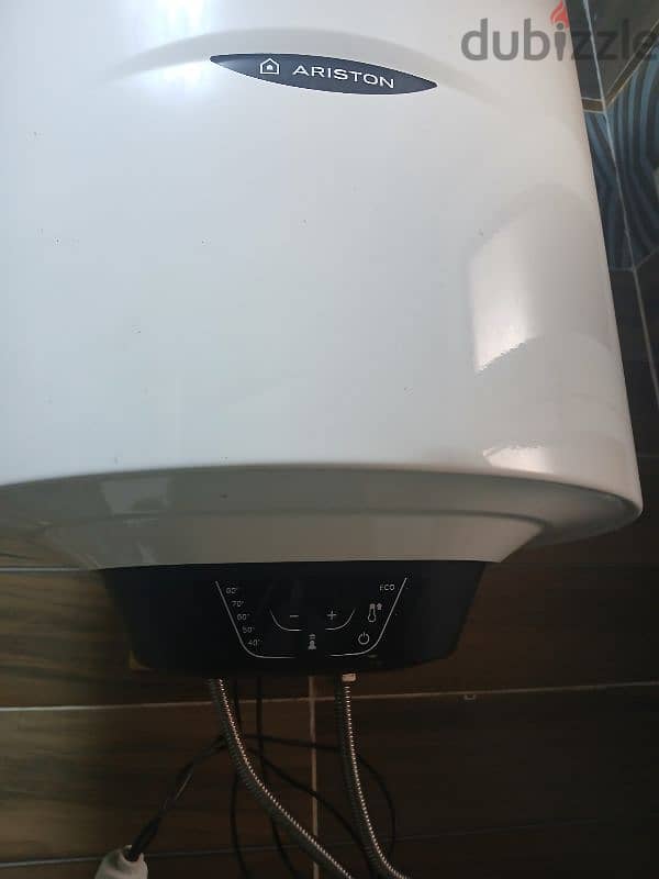 electric Aniston heater 80 liter سخان ديجيتال اريستون كهربت 2