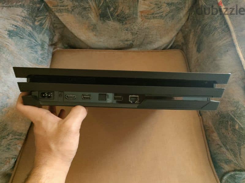 Playstation 4 pro 2