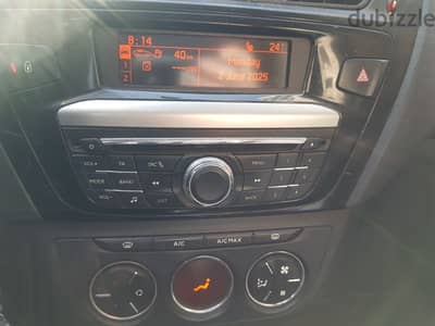 cd player original peugeot 301/2014_2015
