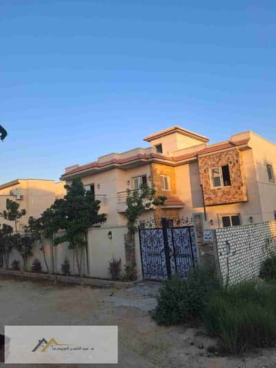 فيلا للايجار في برج العرب قريبه من الخدمات