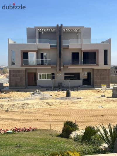 Prime Location | Townhouse for Sale in Sheikh Zayed – 10-Year Installments