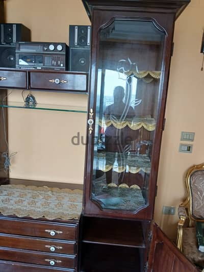مكتبة صالة
