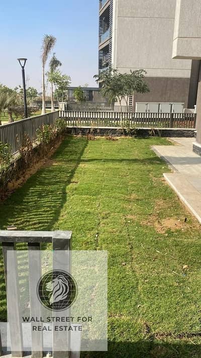 استوديو ارضي بجاردن للبيع في بريفادو 64م +35م جاردن فيو جاردن استلام شهور امام الشانزليزيه اقل اجمالي عقد