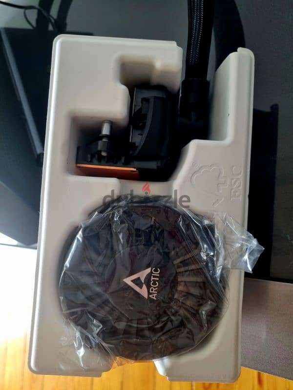 Arctic LIQUID FREEZER III 280 black 1