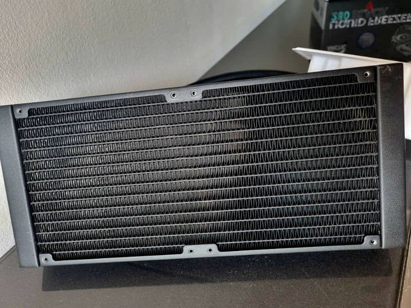 Arctic LIQUID FREEZER III 280 black 3