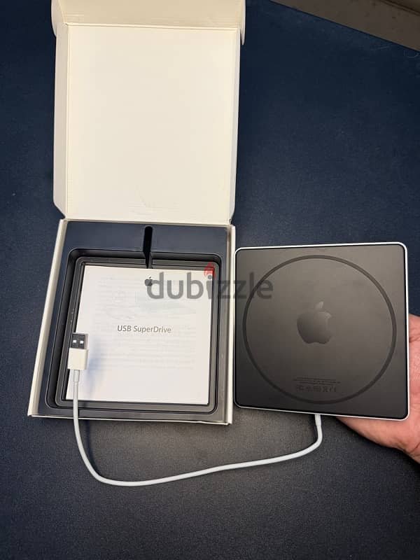 Apple USB SuperDrive – Portable CD/DVD Solution for Your Mac 3