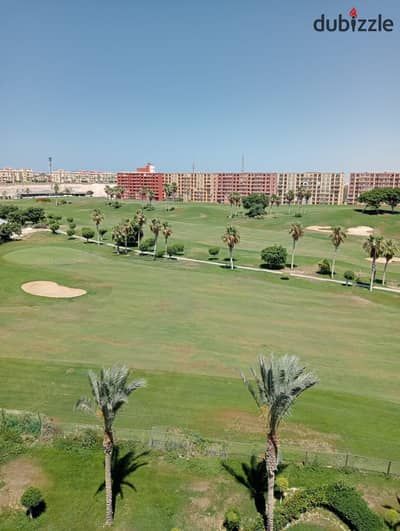 استديو 40م بسعر لقطه في عماره مميزه فيو علي حمام السباحه والجولف