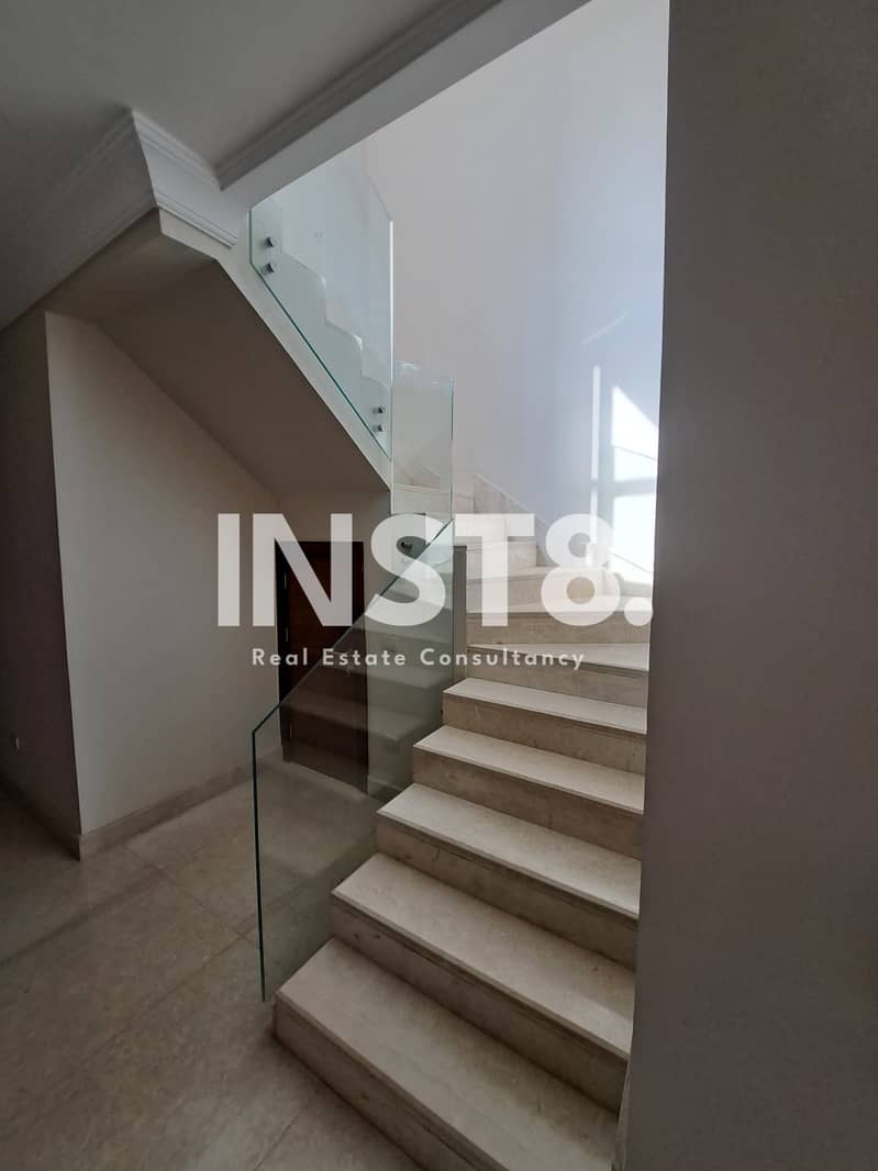4 Bedrooms 440 sq.M Apartment for rent 90,000 EGP in EL Patio 7, 5th Settlement