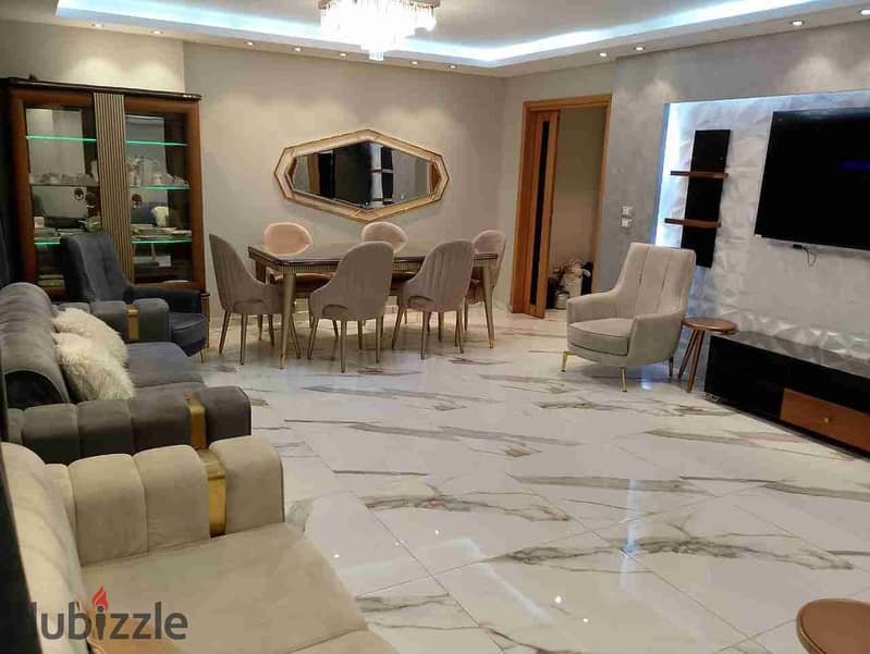 3 Bedrooms 180 sq.M Apartment for rent 65,000 EGP in الدقى، الجيزة