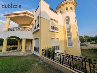 Villa for sale with an area of 650 m in Al-Diyar Compound