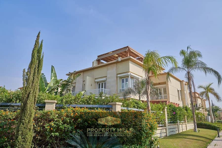 5 Bedrooms 421 sq.M Villa for sale 16,800,000 EGP in Zayed 2000 Compound, Sheikh Zayed