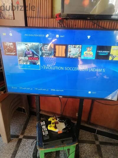 للايجار الشهري للكافيهات! PS4 معاه دراعين + شاشة٤٣ + حامل و يوجد ps 5