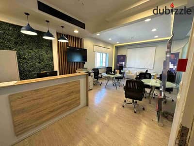 مقر اداري للايجار 220متر شارع التسعين في التجمع الخامس Office For Rent 220Sqm In Fifth Settlement
