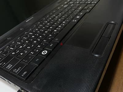 لاب توب توشيبا للبيع