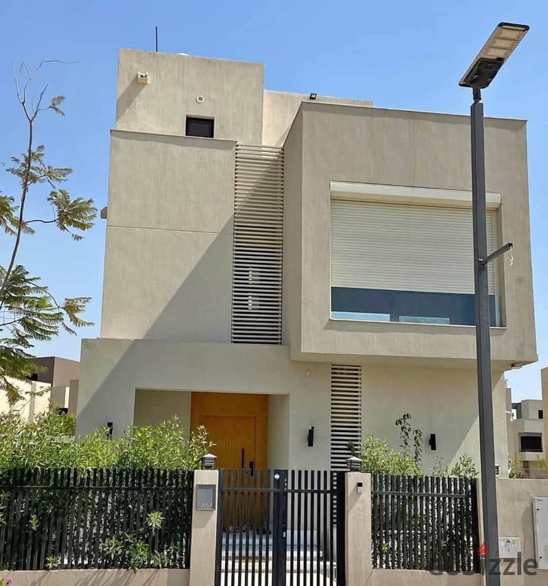 Distinctive villa for sale in Al Burouj - modern design and super ...