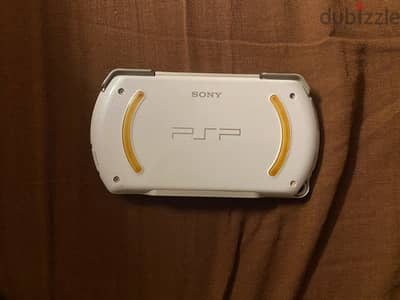 PSP GO