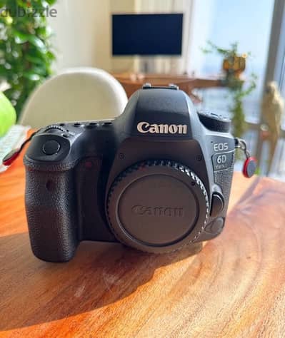 canon 6dii & lens 16-35 F4
