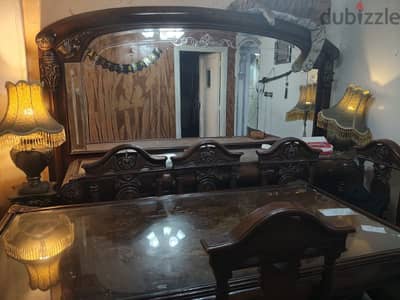 سفرة مكونه من 8كراسى