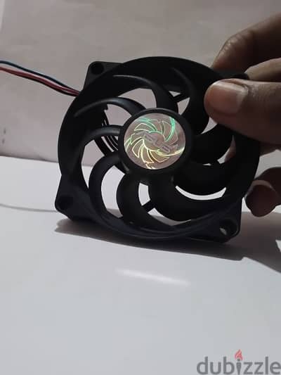 مروحة تبريد (Fan) من نوع DC Brushless Fan