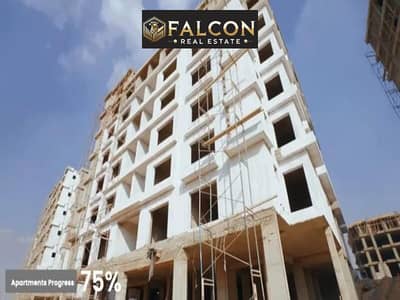 For sale, a two-room apartment directly on Suez Road, with a down payment of 970,000, in Creek Town Compound