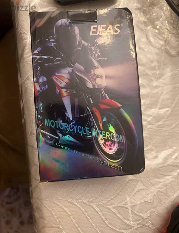 LS2 +EJEAS helmet interphome and used like new 3