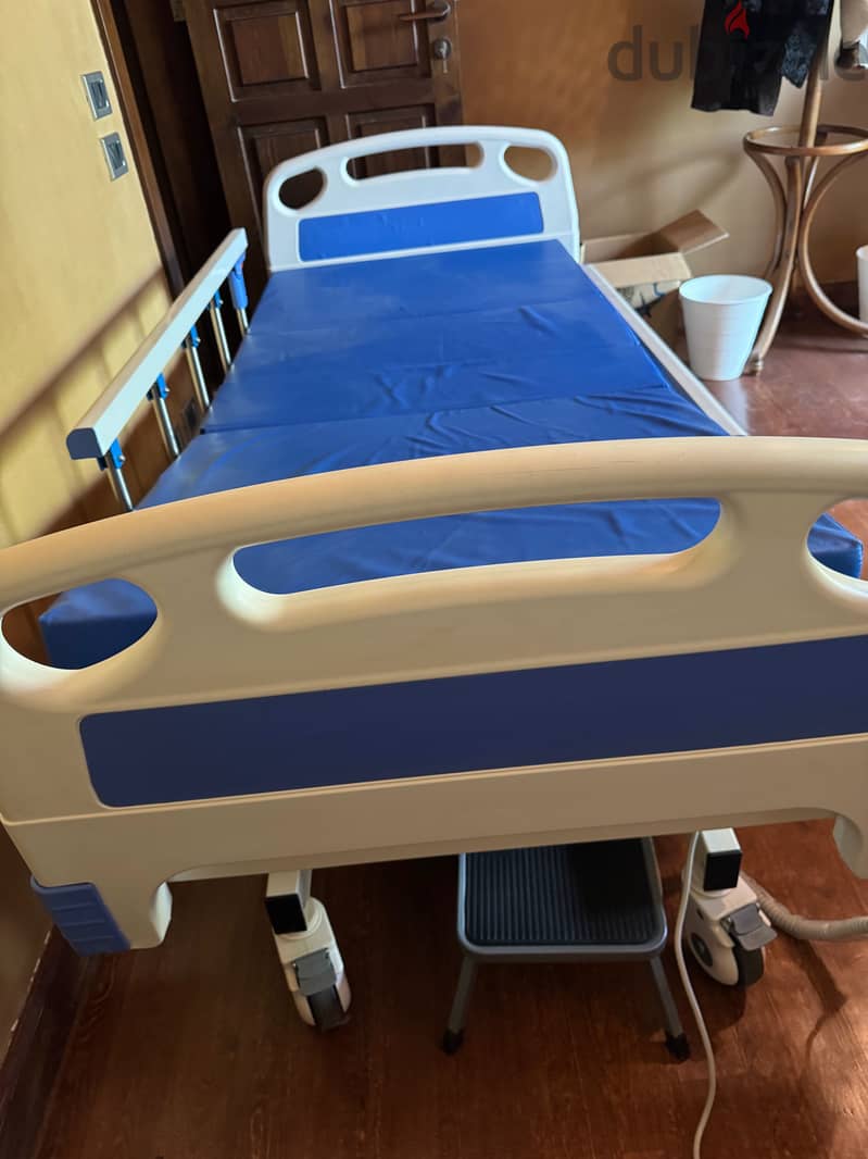 Medical bed 2