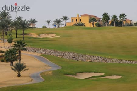 تاون هاوس مميز علي اللاند سكيب متشطب بالمطبخ والتكيفات جاهز للمعاينة