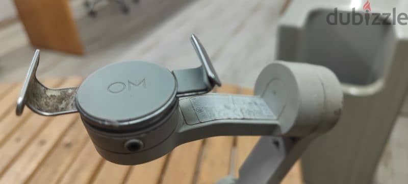 DJI OSMO 4 GIMBAL FOR MOBILE PHONES 3