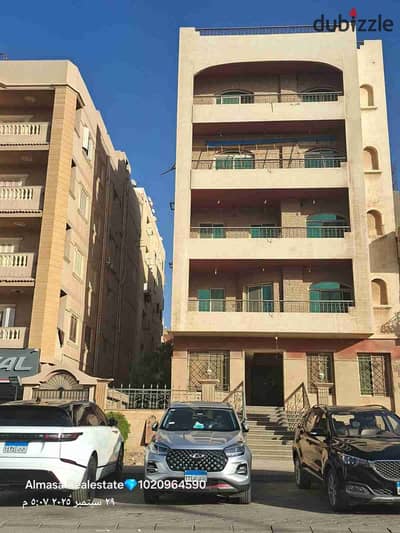 عماره للايجار تجاري علي المحور المركزي مباشرة تصلح مقر شركه او معرض مفروشات او اي نشاط تجاري او إداري الحي الثالث 3 دقائق ل ميدان الحصري العماره بدروم وارضي و 4 أدوار متكرر البدروم فيه محل والباقي جراش الأرضي فيه 2 محل علي الشارع الرئيسي وشقه خلفيه الدور