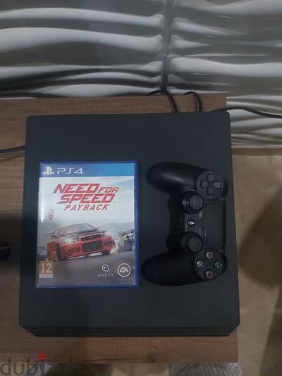 Ps4 Pro 1 TB With controller and games