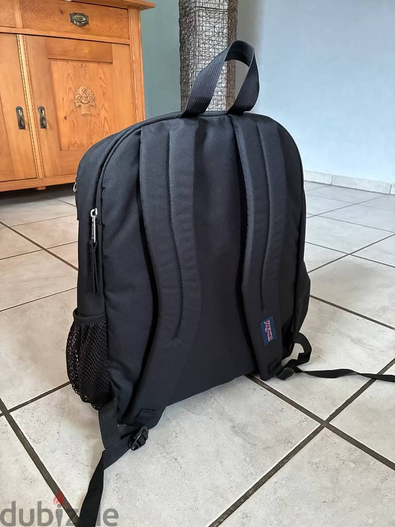 Jansport big backbag 1
