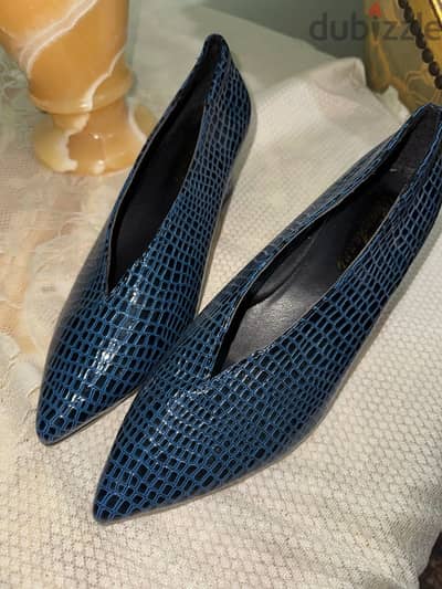 navy heels Shein
