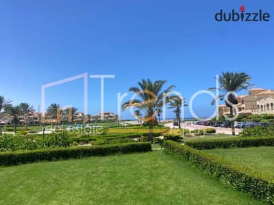 شالية  دور الارضى (110 متر) متشطب بالكامل فى لافيستا باي ايست الساحل الشمالى يطل على البحر و حمام السباحه