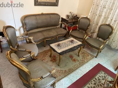 صالون مدهب  بحاله جيده