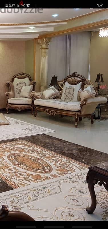 طقم انتريه ٦ قطع خشب زان حالته ممتازه