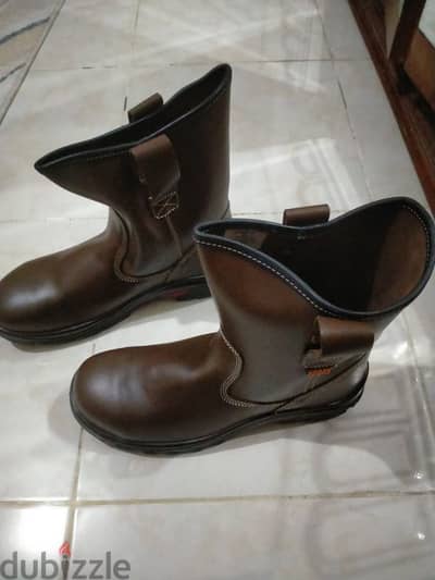 SAFETY SHOES 46