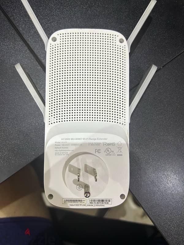 TP Link Router and Extender 1