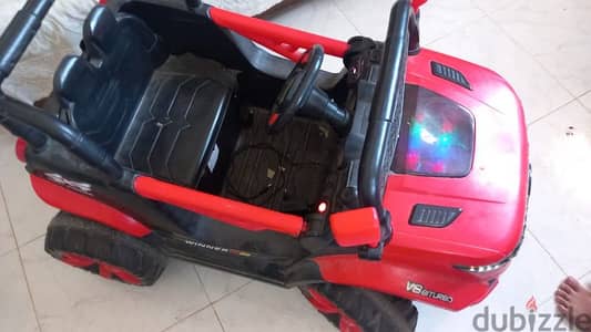 سيارة ركوب اطفال بالكهرباء