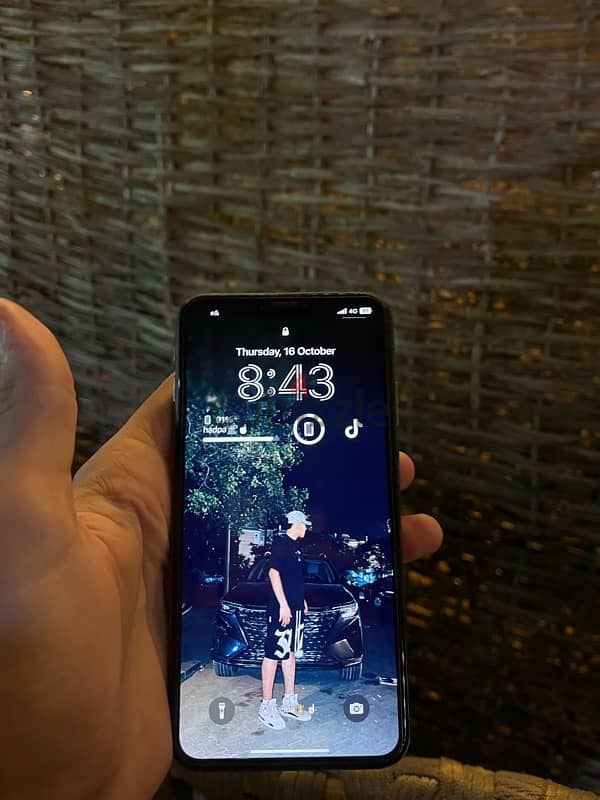 xs max 5
