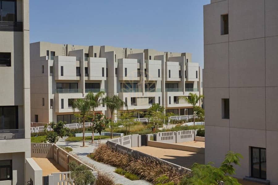 4 Bedrooms 276 sq.M Apartment for rent 60,000 EGP in البروج، مدينة الشروق