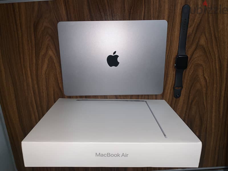 MacBook Air M2 256 5