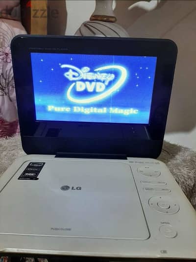 للبيع DVD محمول LG أصلي بحالة ممتازة جدًا