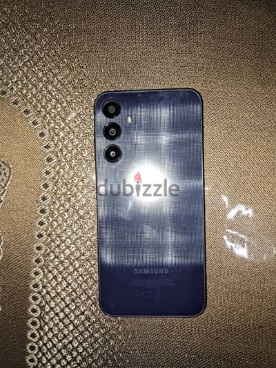 Samsung a25 5g استعمال خفيف جدا كالجديد