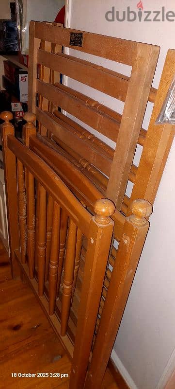 baby cot